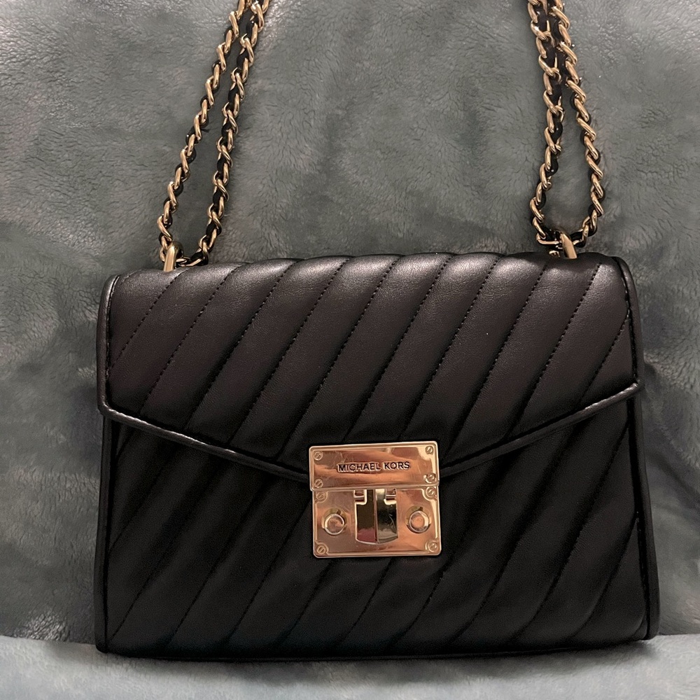 ❌SOLD❌Michael Kors crossbody